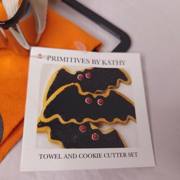 Primitives By Kathy Halloween Towel & Bat Cookie Cutter Set Orange Cotton - Picture 4 of 6